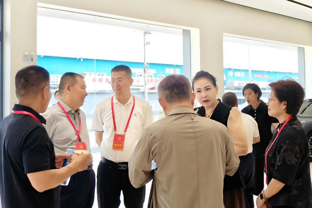 共探智慧能源科技!人大代表调研五方天雅新能源品牌企业 共探智慧能源科技!人大代表调研五方天雅新能源品牌企业
