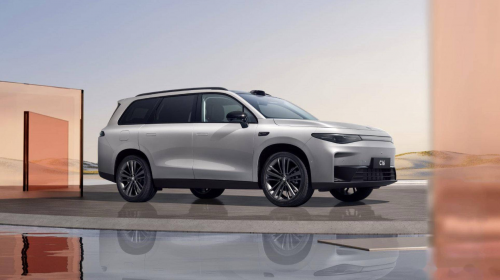 20万内6座SUV哪台才是家庭用车首选?东风奕派eπ008对比零跑C16 v2 20万内6座SUV哪台才是家庭用车首选?东风奕派eπ008对比零跑C16 v2