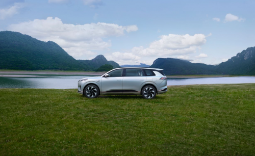 为什么说eπ008是20万内最适合家用的大六座SUV? 为什么说eπ008是20万内最适合家用的大六座SUV?