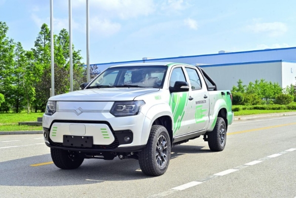 黄海汽车2025新产品品鉴会:经典焕新 智驭未来 黄海汽车2025新产品品鉴会:经典焕新 智驭未来