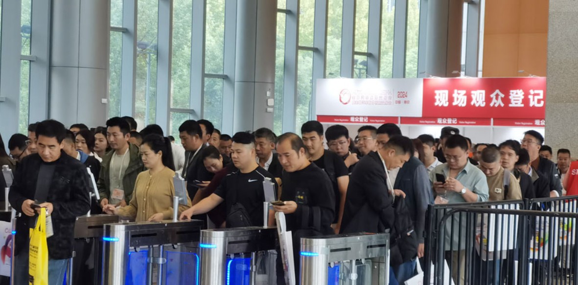 来了来了!全国汽配会现场图集精彩回顾(二) 来了来了!全国汽配会现场图集精彩回顾(二)