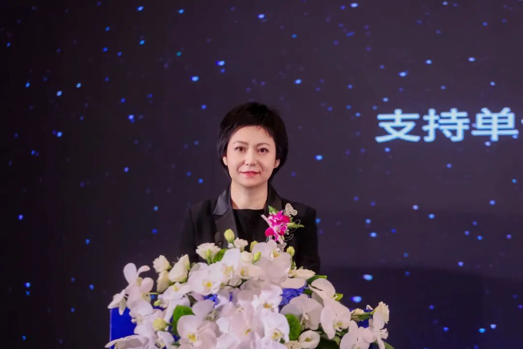 荣耀见证 榜样引领|慧聪汽车2025年度汽车后市场品牌盛会隆重举办燃动行业 荣耀见证 榜样引领|慧聪汽车2025年度汽车后市场品牌盛会隆重举办燃动行业