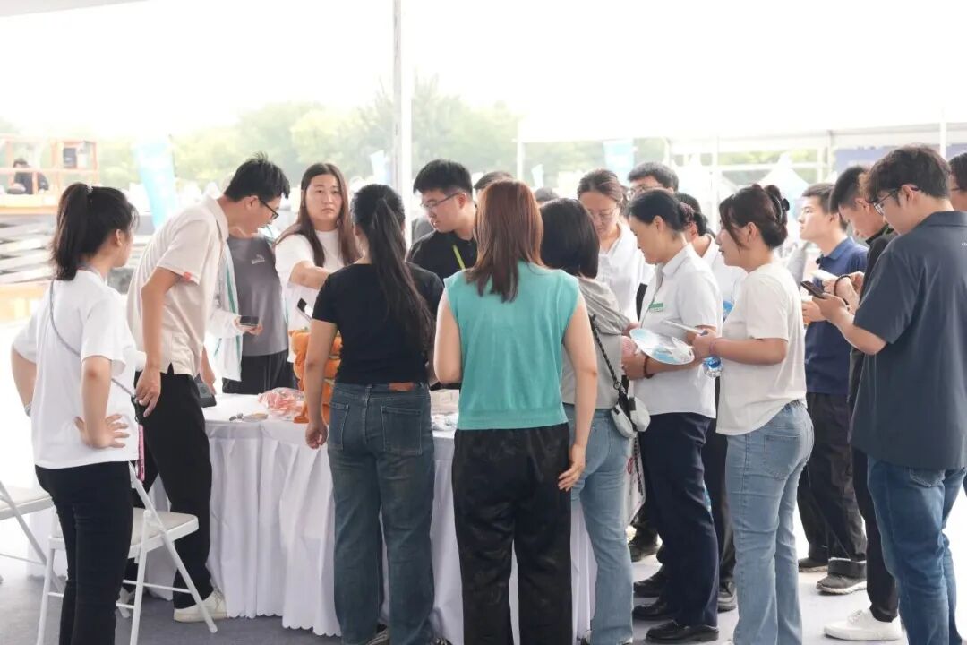 交易额超3200万元!第二届朝阳区汽车文化消费季4天狂欢圆满收官! 交易额超3200万元!第二届朝阳区汽车文化消费季4天狂欢圆满收官!
