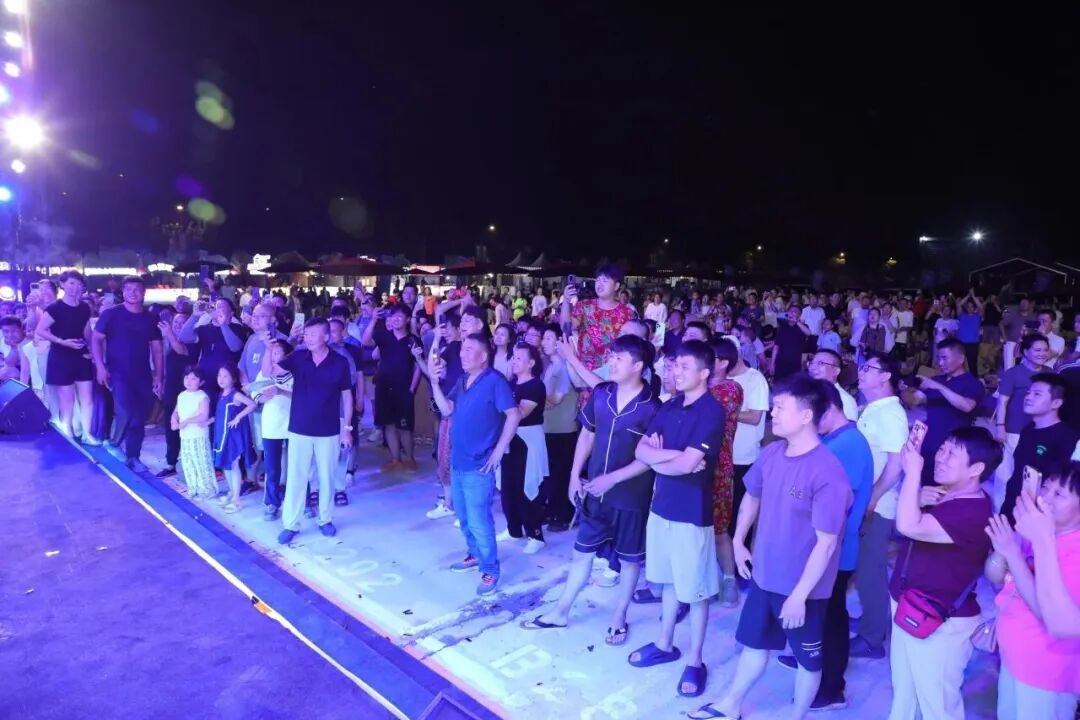 交易额超3200万元!第二届朝阳区汽车文化消费季4天狂欢圆满收官! 交易额超3200万元!第二届朝阳区汽车文化消费季4天狂欢圆满收官!
