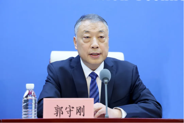 工信部举行新闻发布会 介绍智能网联新能源汽车产业高质量发展情况 工信部举行新闻发布会 介绍智能网联新能源汽车产业高质量发展情况
